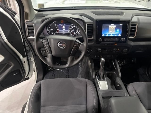 2024 Nissan Frontier Crew Cab Long Bed SV 4x4