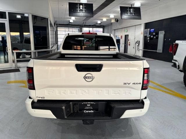 2024 Nissan Frontier Crew Cab Long Bed SV 4x4