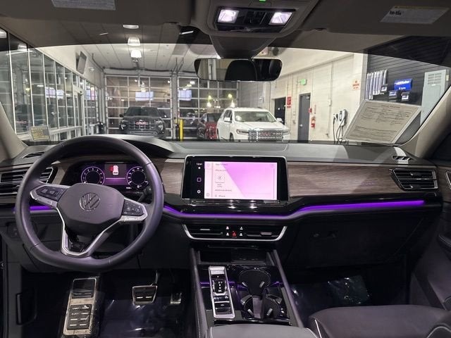 2025 Volkswagen Atlas 2.0T SEL Premium R-Line