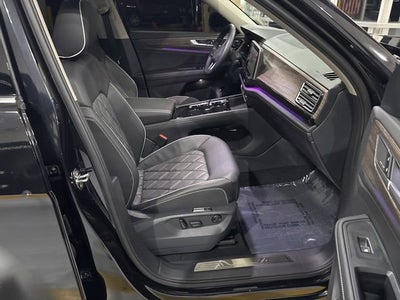 2025 Volkswagen Atlas 2.0T SEL Premium R-Line