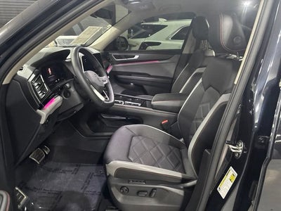 2024 Volkswagen Atlas 2.0T Peak Edition SEL