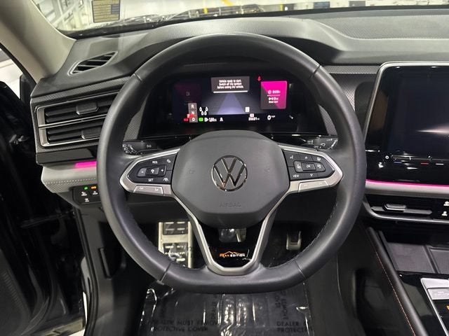 2024 Volkswagen Atlas 2.0T Peak Edition SEL