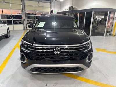2024 Volkswagen Atlas 2.0T Peak Edition SEL
