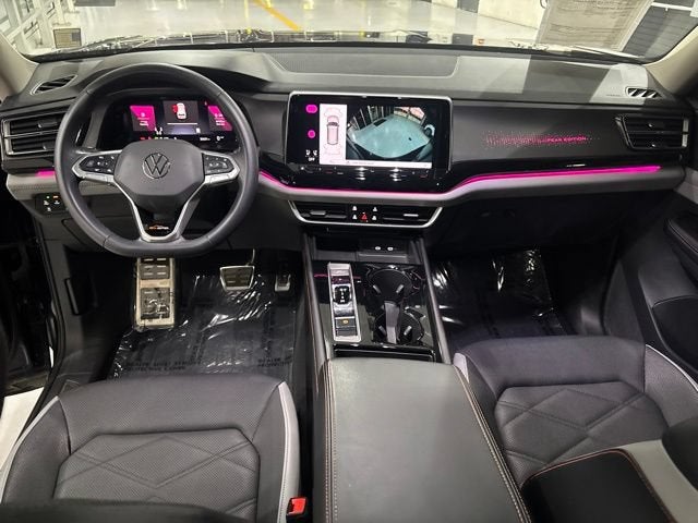 2024 Volkswagen Atlas 2.0T Peak Edition SEL