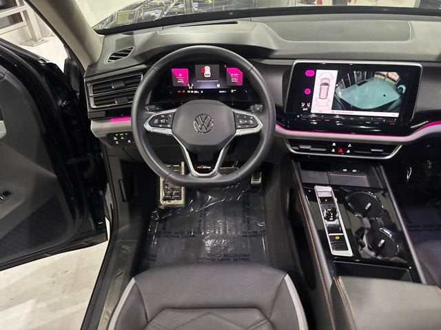 2024 Volkswagen Atlas 2.0T Peak Edition SEL
