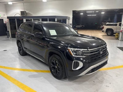2024 Volkswagen Atlas 2.0T Peak Edition SEL