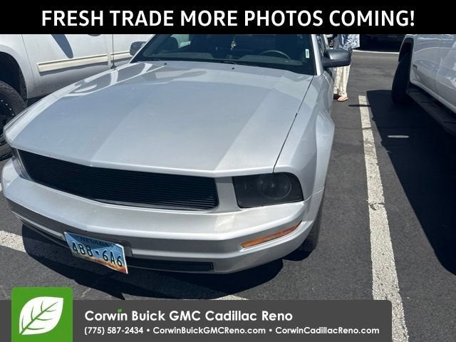 2006 Ford Mustang Standard