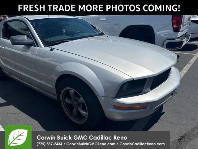 2006 Ford Mustang Standard