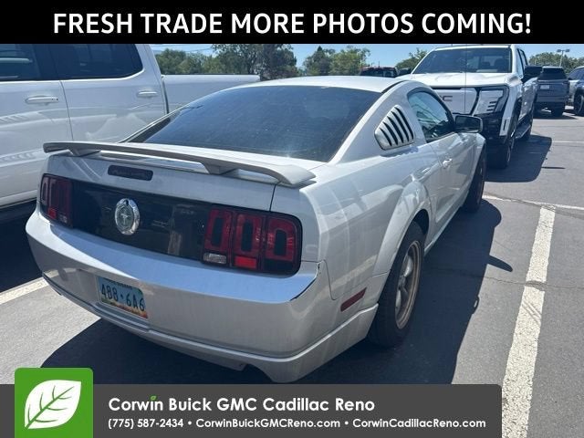 2006 Ford Mustang Standard