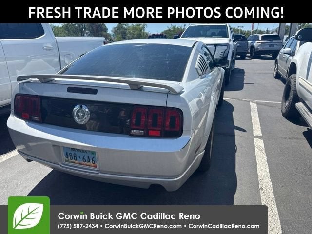 2006 Ford Mustang Standard