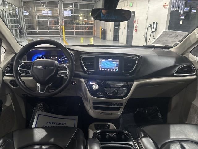 2021 Chrysler Voyager LXI