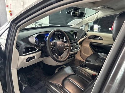 2023 Chrysler Pacifica Touring L AWD