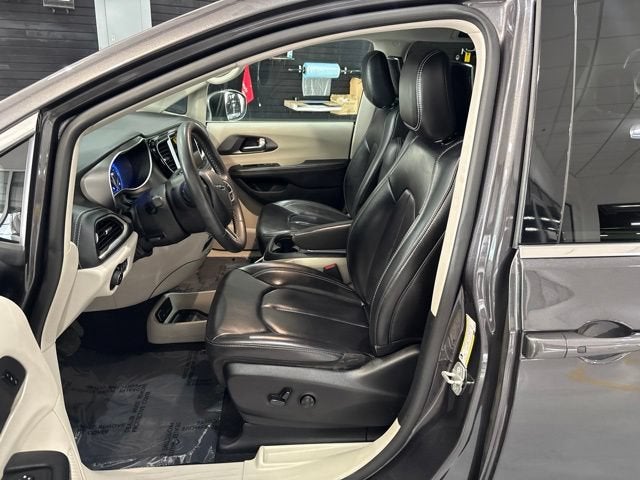 2023 Chrysler Pacifica Touring L AWD