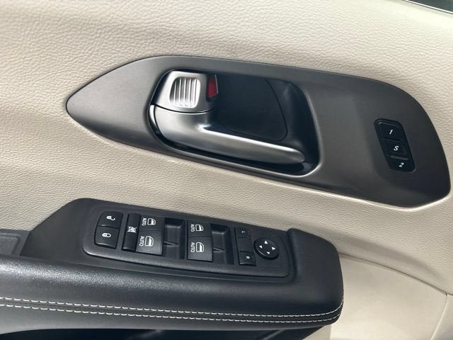 2023 Chrysler Pacifica Touring L AWD