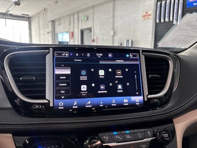 2023 Chrysler Pacifica Touring L AWD