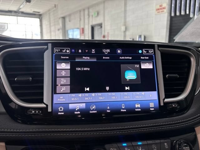 2023 Chrysler Pacifica Touring L AWD