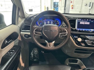 2023 Chrysler Pacifica Touring L AWD
