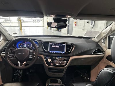 2023 Chrysler Pacifica Touring L AWD