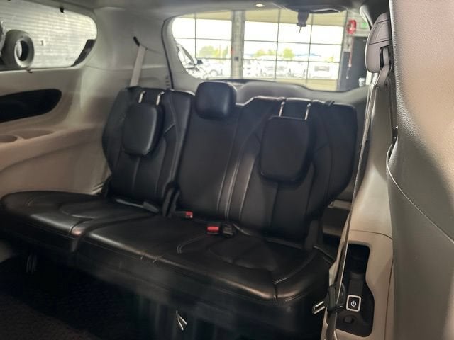 2023 Chrysler Pacifica Touring L AWD