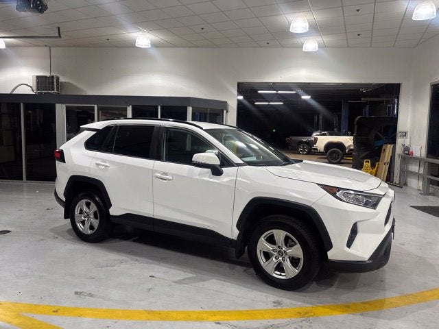 2020 Toyota RAV4 XLE