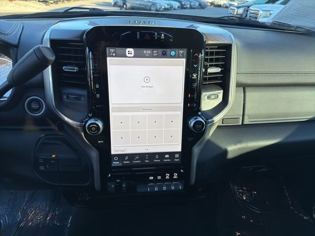 2024 RAM 3500 Laramie Crew Cab 4x4 6'4" Box