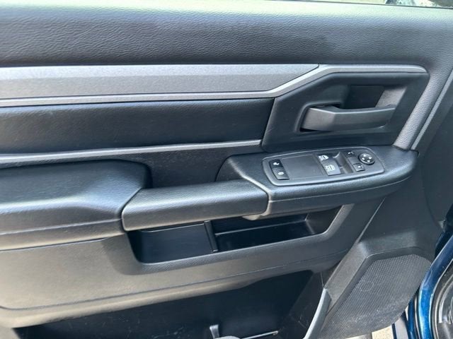 2022 RAM 2500 Tradesman Regular Cab 4x4 8' Box