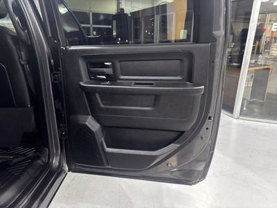 2022 RAM 2500 Tradesman Crew Cab 4x4 6'4" Box