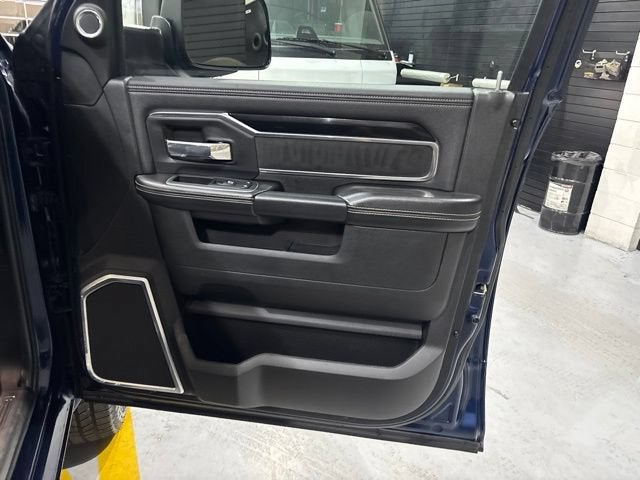 2022 RAM 2500 Laramie Crew Cab 4x4 6'4" Box