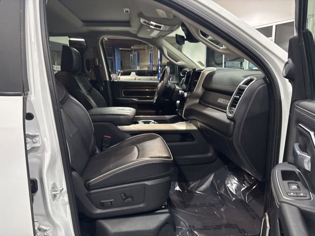2024 RAM 2500 Laramie Crew Cab 4x4 6'4" Box