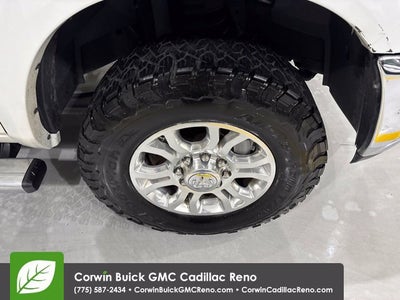2018 RAM 2500 Laramie Crew Cab 4x4 6'4" Box