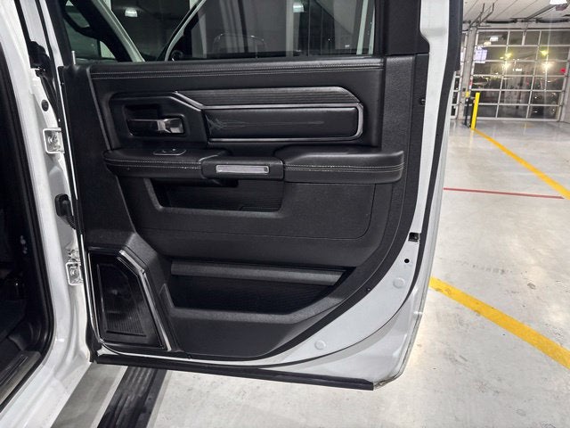 2022 RAM 2500 Limited Crew Cab 4x4 6'4" Box