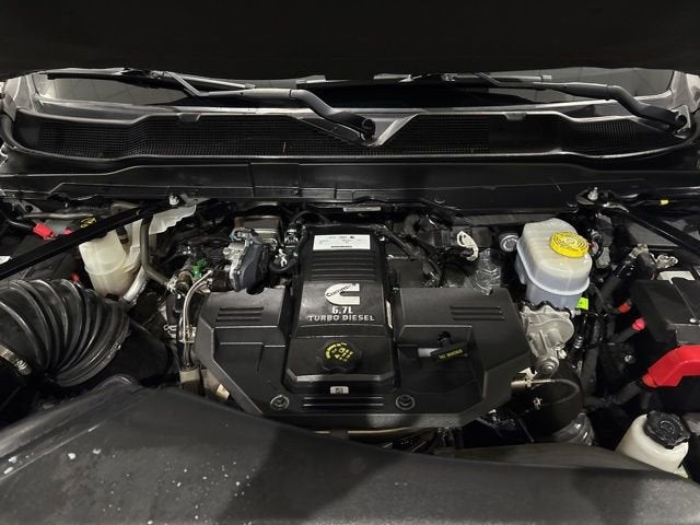 2022 RAM 2500 Limited Crew Cab 4x4 6'4" Box