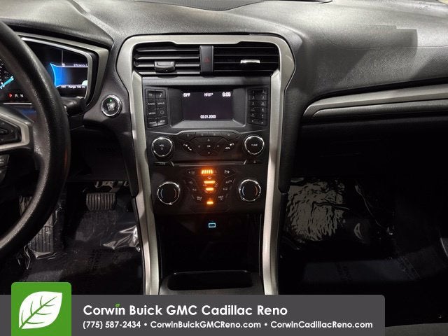 2017 Ford Fusion Hybrid SE