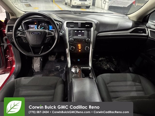 2017 Ford Fusion Hybrid SE