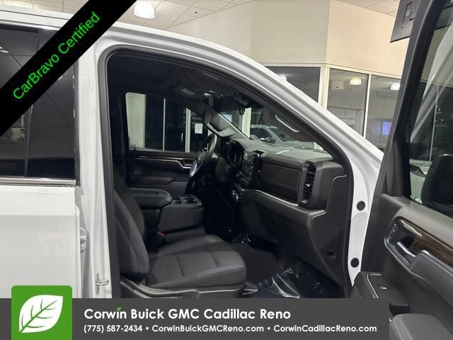 2025 GMC Sierra 1500 SLE