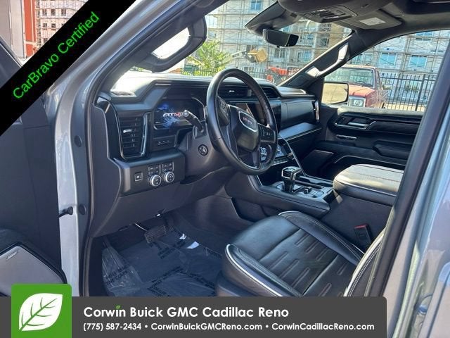 2025 GMC Sierra 1500 AT4X