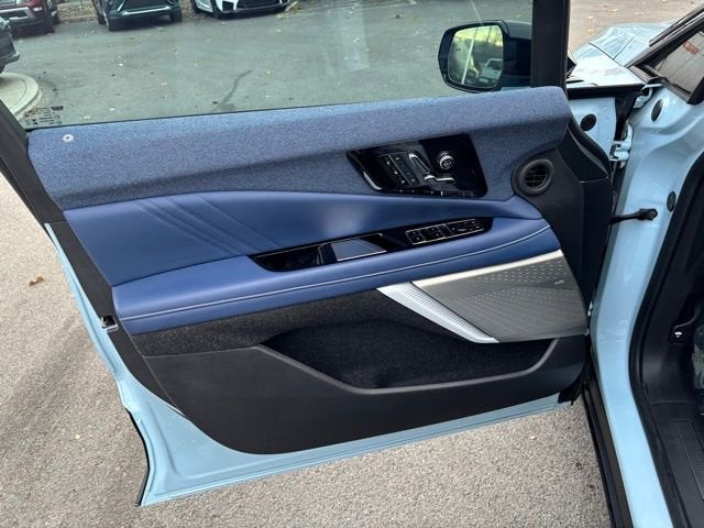 2025 Cadillac OPTIQ Sport 2