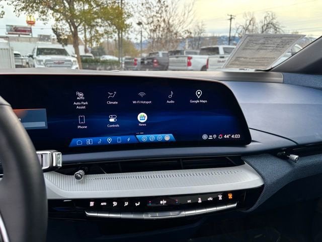 2025 Cadillac OPTIQ Sport 2