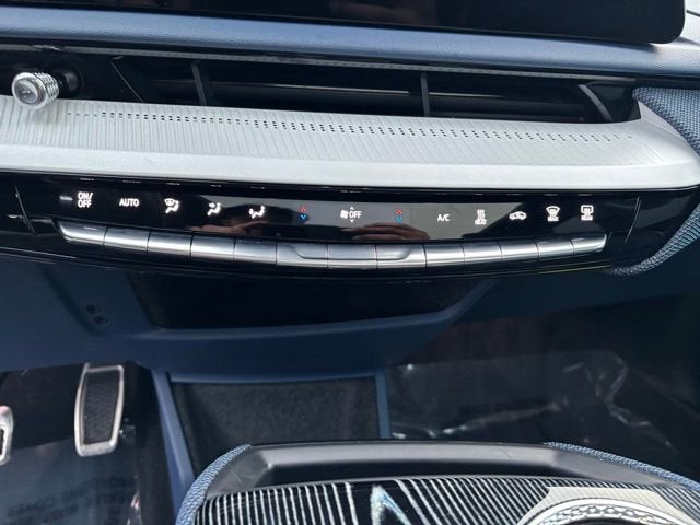 2025 Cadillac OPTIQ Sport 2