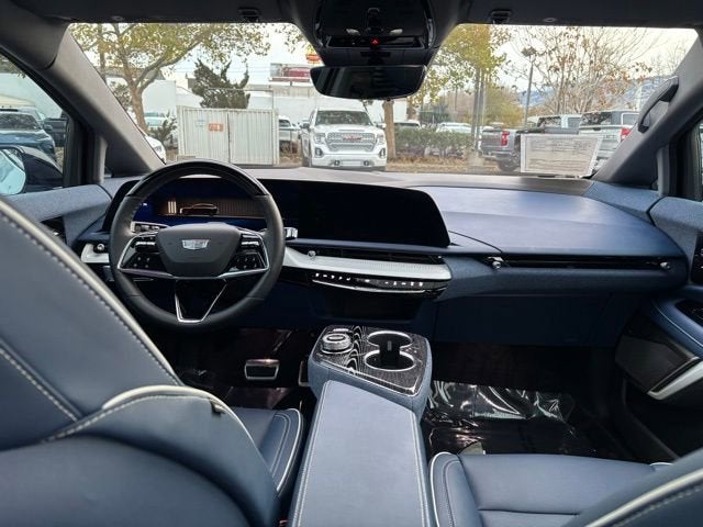 2025 Cadillac OPTIQ Sport 2