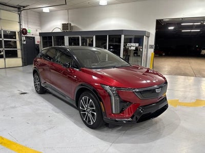2025 Cadillac OPTIQ Sport 2