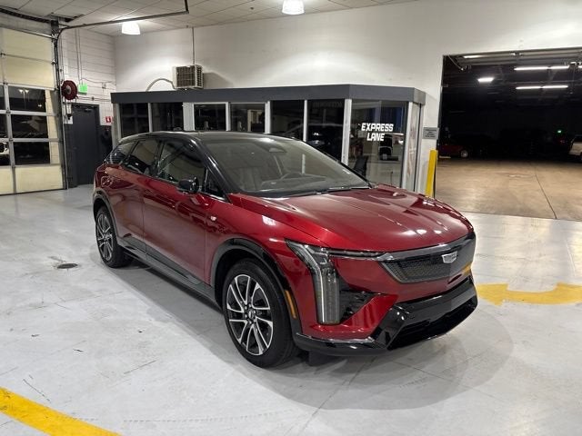2025 Cadillac OPTIQ Sport 2