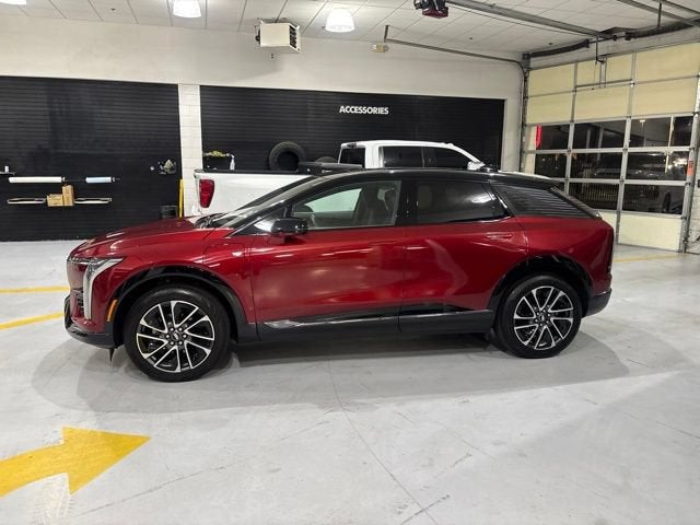 2025 Cadillac OPTIQ Sport 2