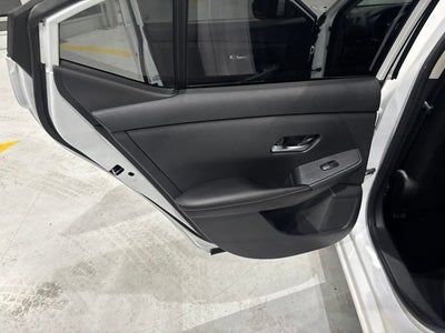 2021 Nissan Sentra SV Xtronic CVT