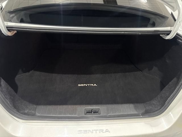 2021 Nissan Sentra SV Xtronic CVT