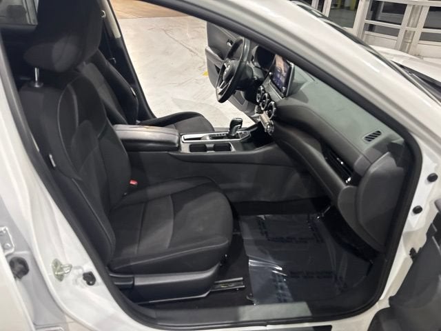 2021 Nissan Sentra SV Xtronic CVT