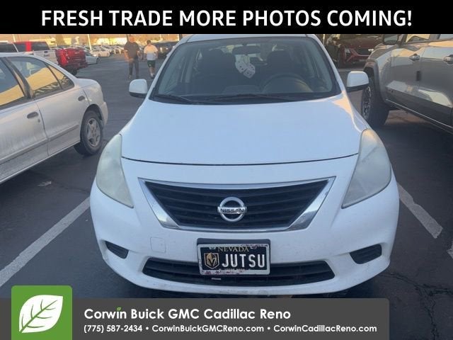 2012 Nissan Versa 1.6 SV