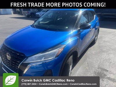 2022 Nissan Kicks S Xtronic CVT