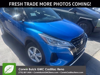 2022 Nissan Kicks S Xtronic CVT