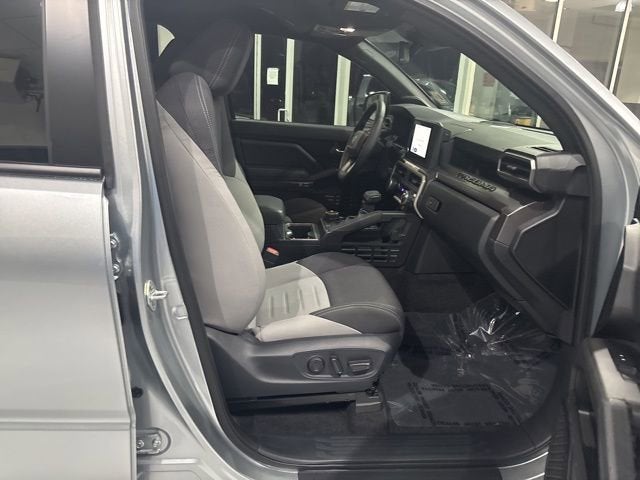 2024 Toyota Tacoma Hybrid TRD Off Road 4WD